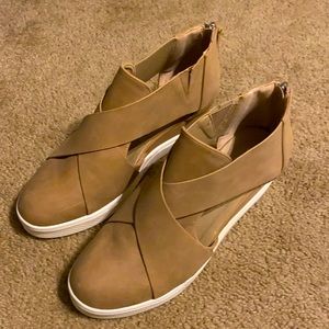 Like New Ccocci Wedge Size 10